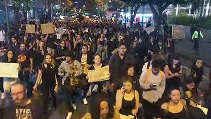 Ecuatorianos marchan contra el feminicidio y xenofobia