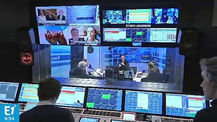 Matthieu Noël décrypte à sa façon la matinale de Nikos Aliagas : "Il émane une telle testostérone de lui que sa maman aurait du l'appeler Eros"