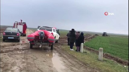 Edirne'de Balıkçı Teknesi Devrildi: 1 Kişi Yaralı, 1 Kişi Kayıp