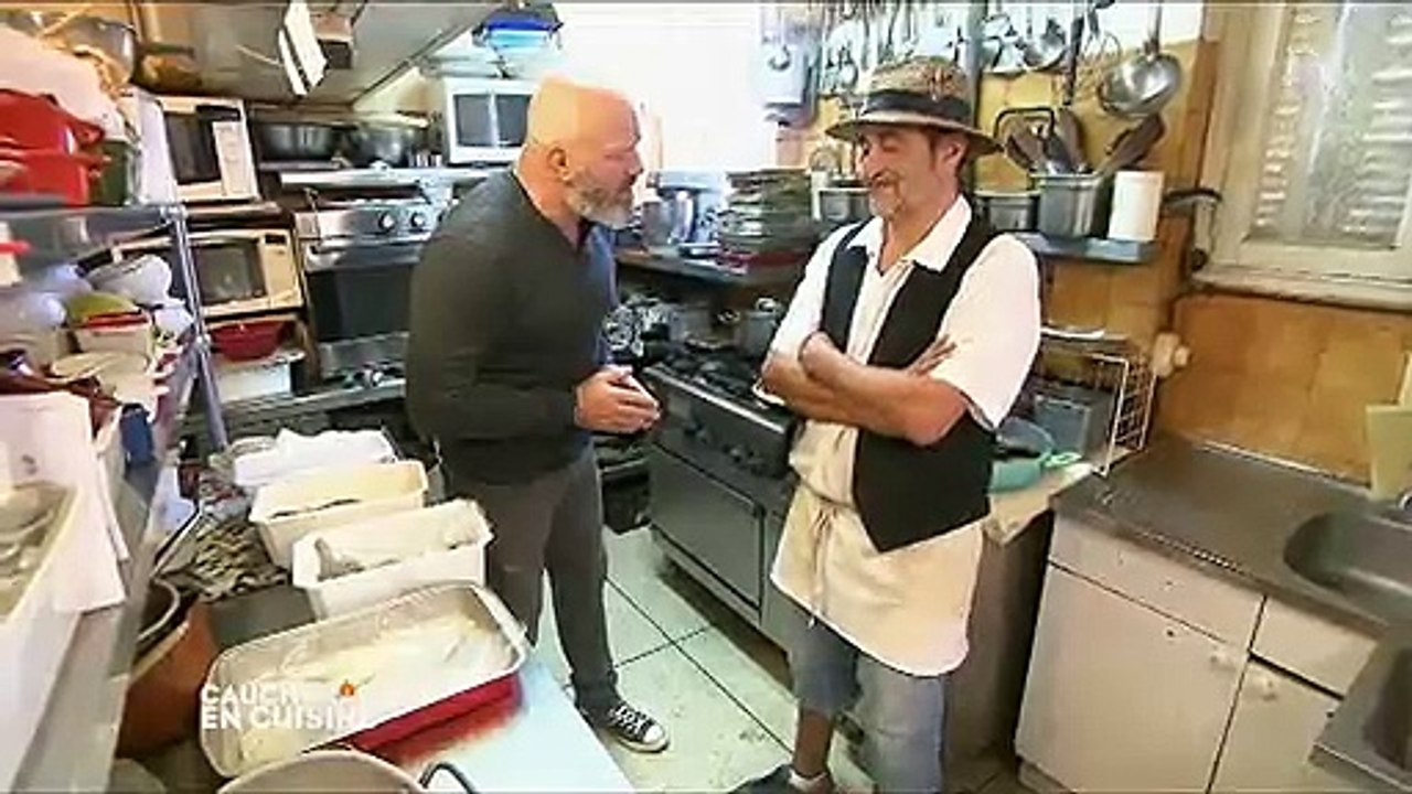 Un Chef fond en larmes quand Philippe Etchebest le confronte à toutes ses erreurs - Regardez