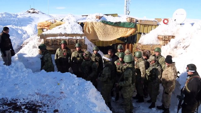 5 metre karda vatan savunması