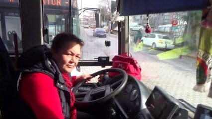 Bandırma'nın ilk ve tek kadın otobüs şoförü