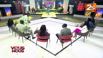 OMARO CHANGE DE PROFESSION ET DEVIENT RAPPEUR