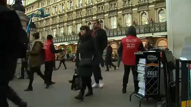 Brexit: May, procedura residenza gratuita