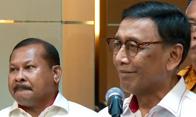 Wiranto: Pemerintah Masih Kaji Pembebasan Ba'asyir