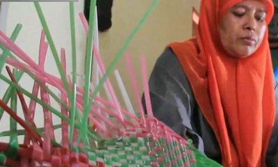 Peduli Lingkungan, Sedotan Diolah Jadi Kerajinan