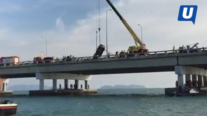 Operasi menaikkan SUV MAZDA CX5