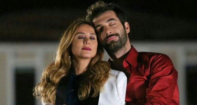 Burçin Terzioğlu, İhanet Sorusuna Cevap Vermemek İçin İlginç Bir Yol Denedi