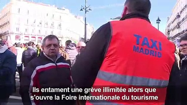 Madrid: les chauffeurs de taxi manifestent contre les VTC