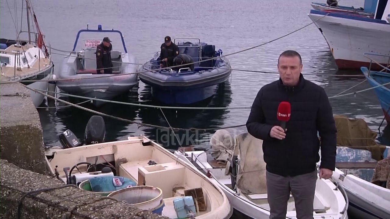 Kapet gomonia, ikin autoret