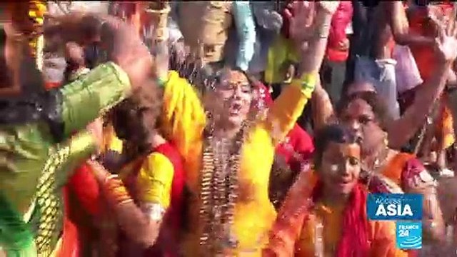 India: Transgender community takes first Kumbh Mela Dip