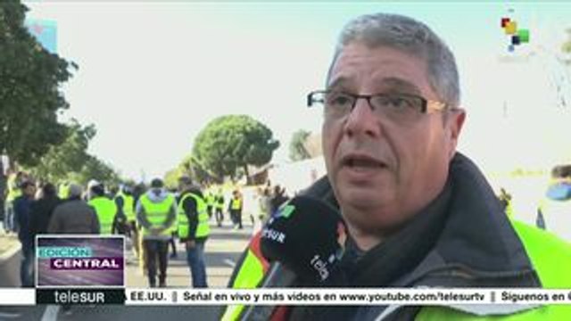 Taxistas catalanes denuncian competencia desleal de los vehículos VTC