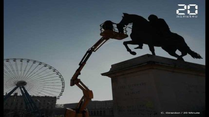 Le "Cheval" de la place Bellecour à Lyon ausculté
