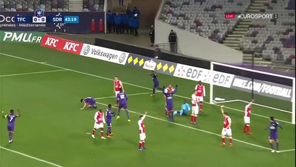 Sur un coup franc téléguidé de Bostock, Leya Iseka a parfaitement lancé le TFC