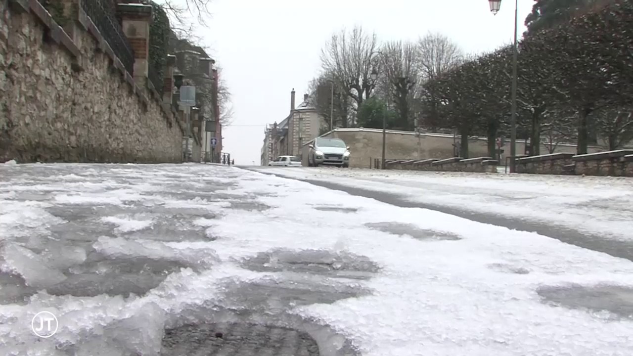 Neige-verglas: journée hivernale dans la région - 22/01/2019