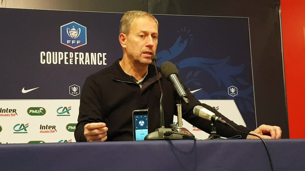 La réaction d'Alain Perrin après l'élimination de l'ASNL contre Guingamp en 16e de finale de la Coupe de France (1-2 AP)