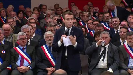 Emmanuel Macron attendu jeudi dans la Drôme pour le troisième débat
