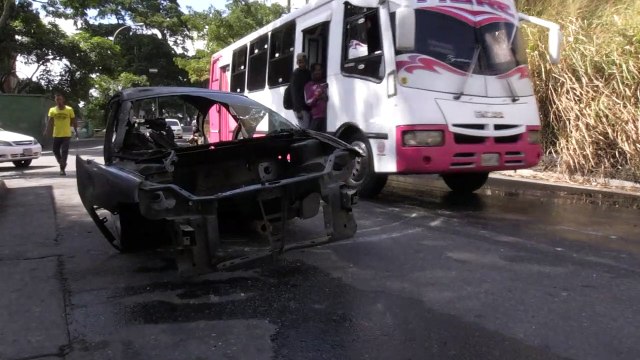 Opositores y oficialistas venezolanos marcharán bajo tensión