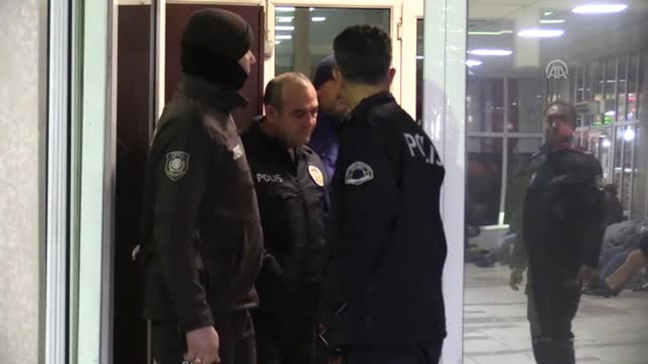 Adana'da Psikolojik Rahatsızlığı Olan Genç, Kendini Canlı Bomba Olarak İhbar Etti