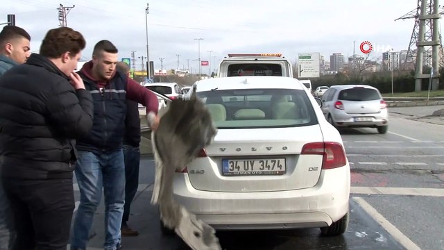 Sultangazi’de kaza üstüne kaza: Kilometrelerce araç kuyruğu oluştu