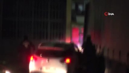 İstanbul'da Kaçak Parfüm Deposuna Baskın: 77 Bin 236 Şişe Parfüm Ele Geçirildi