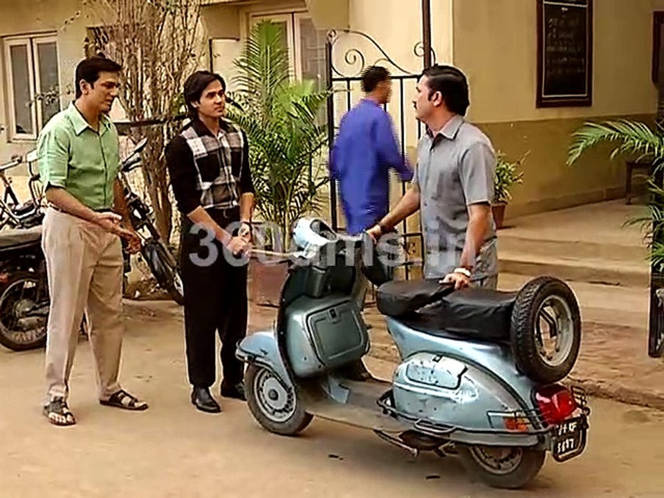 Yeh Un Dino Ki Baat Hai | Naina's Father Fighting with Sameer | ये उन दिनों की बात है