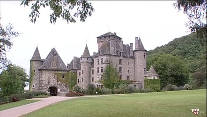 La Caille  par le groupe folklorique " la bourrée du CARLADES "