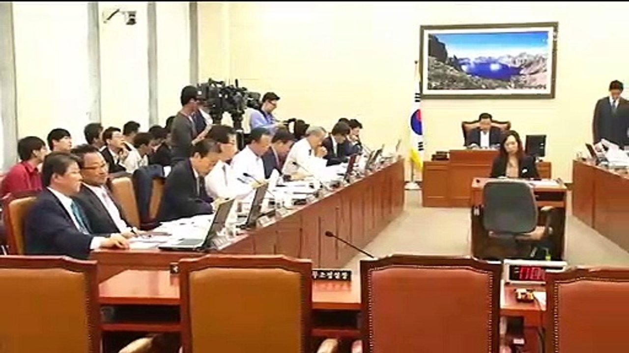 ‘외유성 출장 의혹’ 김기식, 9개월 만에 ‘무혐의’