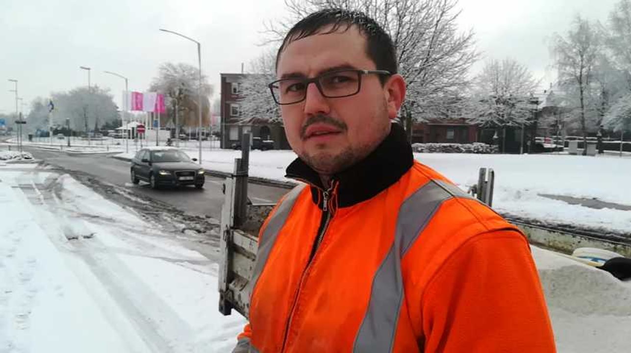 Neige à Mouscron : les ouvriers communaux à pied d'œuvre