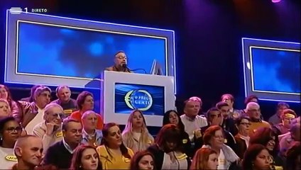 Qualquer mulher gosta de uma mala