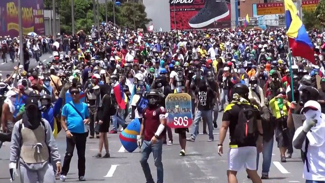 Venezuela afronta una jornada de movilizaciones contra Maduro
