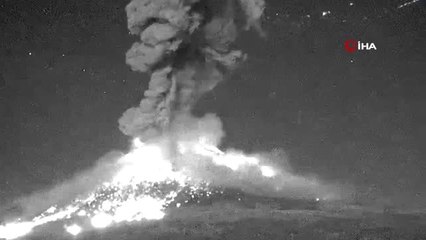 Meksika'da Popocatepetl Yanardağı Faaliyete Geçti