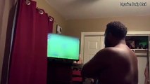 Người đàn ông tức giận đấm vỡ TV vì đội nhà thua cuộc