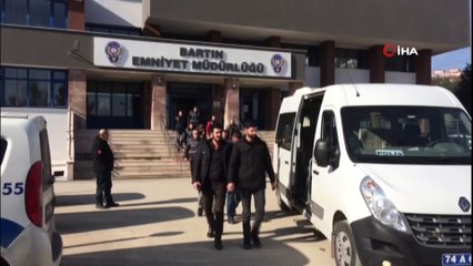 Bankamatik dolandırıcıları suç makinesi çıktı