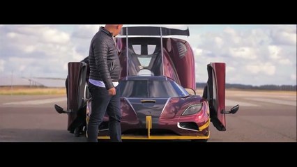 Tải video: 2018 Koenigsegg Agera RS VS 2018 Bugatti Chiron - World’s Fastest Cars!!