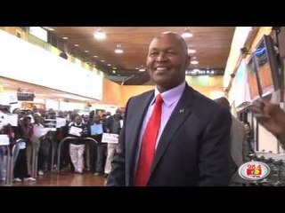 Divided Team Kenya arrives to cheer