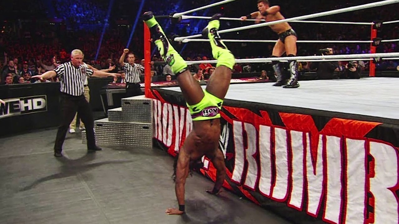 John Cena WWE Injury FAKED?! New WWE Stars SIGN...