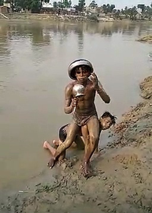 comedy in river