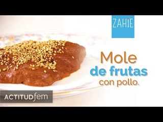 Receta fácil: Cómo hacer pollo con mole | ActitudFEM
