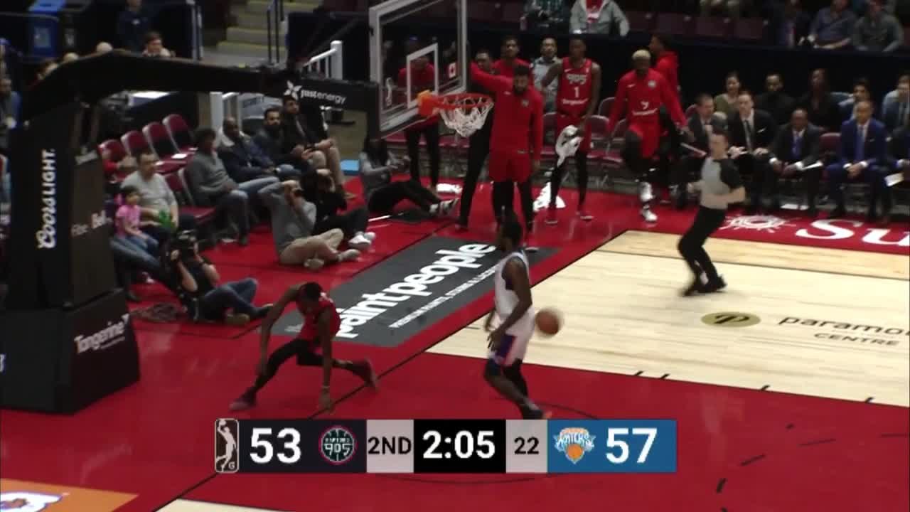 Big dunk from Chris Boucher