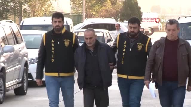 Karısını Öldürdü, Berberde Tıraş Olmak İsterken Yakalandı