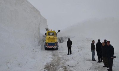 Muş’ta kar kalınlığı 10 metreye ulaştı