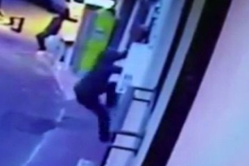 Örümcek Adam Gibi Tırmandı