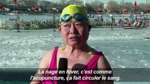 A Pékin, un bain glacé ne fait pas peur aux seniors
