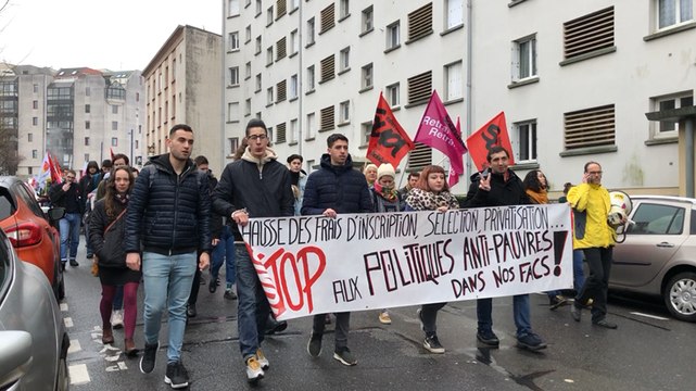 Manifestation unitaire contre les réformes scolaires