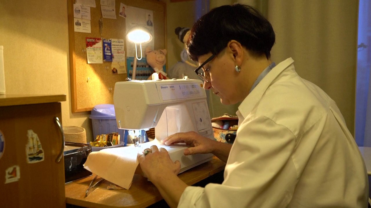 Les "babouchkas" utilisent Instagram pour vendre leurs tricots