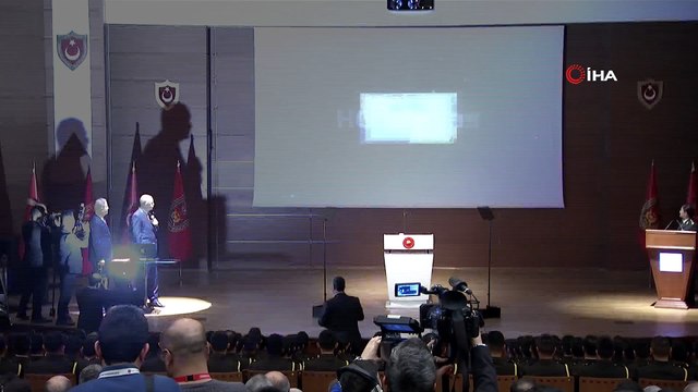 Cumhurbaşkanı Erdoğan: 'Araştırma, geliştirme merkezlerimizin sayısı şu an itibari ile 1000'i geçti. Teknopark sayımız 81'i buldu. Gençlerimizin bilim ve teknolojiye olan ilgilerinin her geçen yıl arttığını görüyoruz. Bugün tanıtım törenin