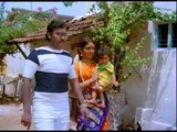 Mundhanai Mudichu - Bhagyaraj-Oorvasi Go for Love Movie
