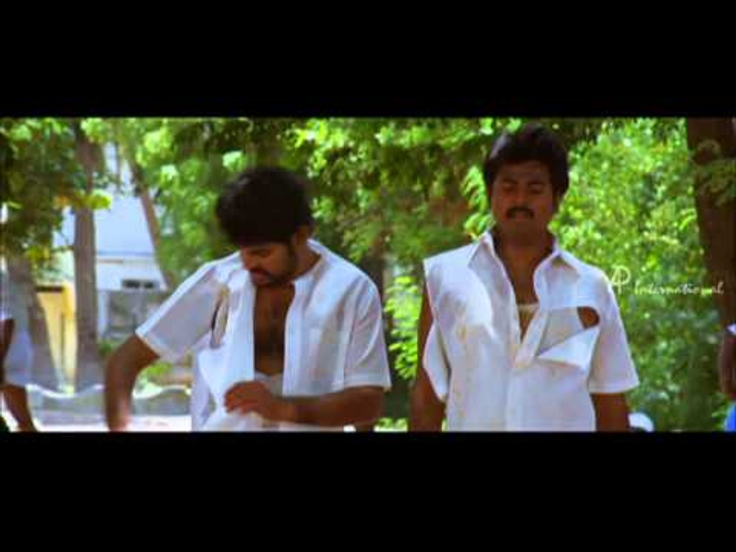 Sivakarthikeyan Kedi Billa Killadi Ranga Stills