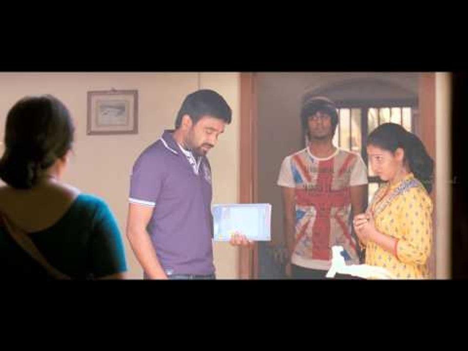 Télécharger la video: Bramman | Tamil Movie | Scenes | Clips | Comedy | Songs | Sasikumar slaps his Malavika Menon